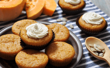 pumpkin spice mini muffins