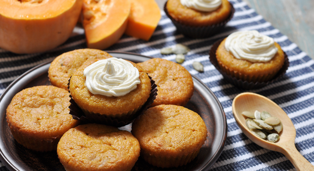 pumpkin spice mini muffins